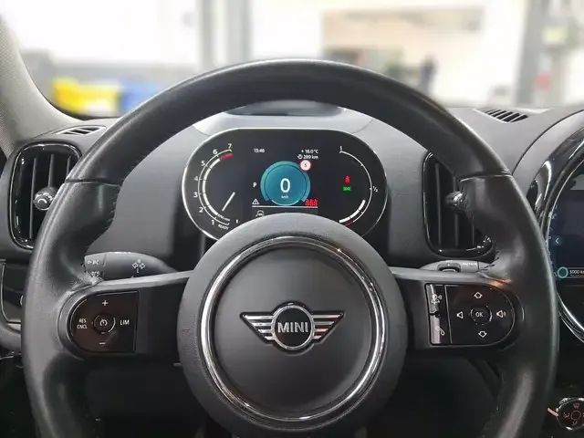 MINI One Countryman