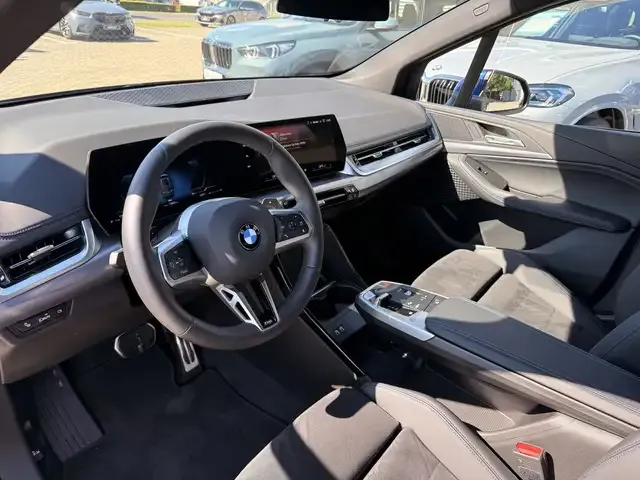 BMW 216