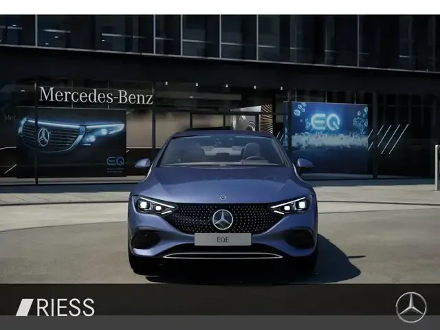 Mercedes-Benz EQE 300