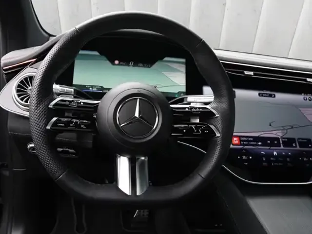 Mercedes-Benz EQS