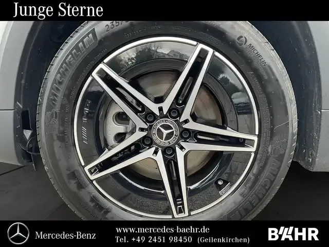 Mercedes-Benz EQB 300