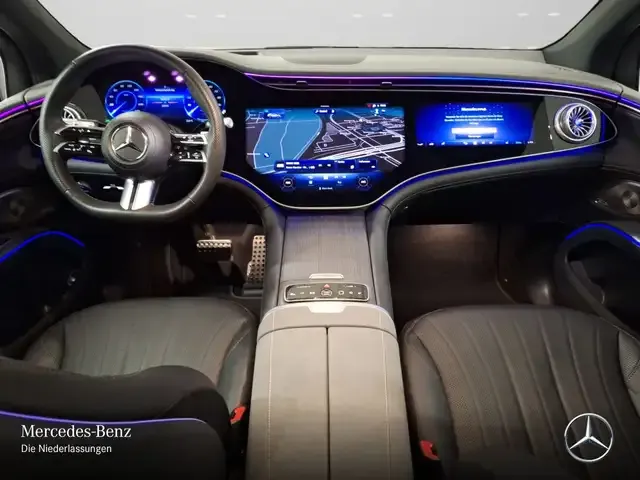 Mercedes-Benz EQS