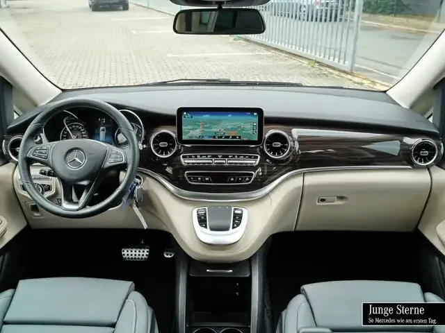 Mercedes-Benz V 300