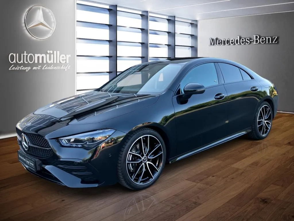 Mercedes-Benz CLA 200