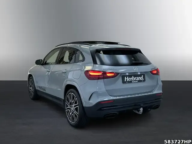 Mercedes-Benz GLA 200