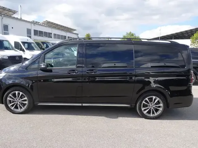 Mercedes-Benz EQV 300