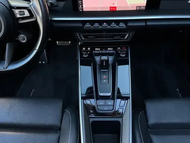 Porsche 992