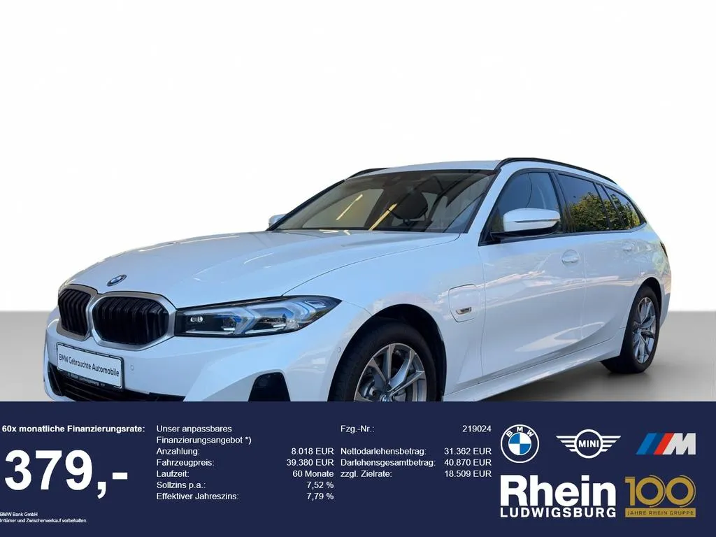 BMW 320