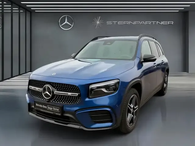 Mercedes-Benz GLB 200