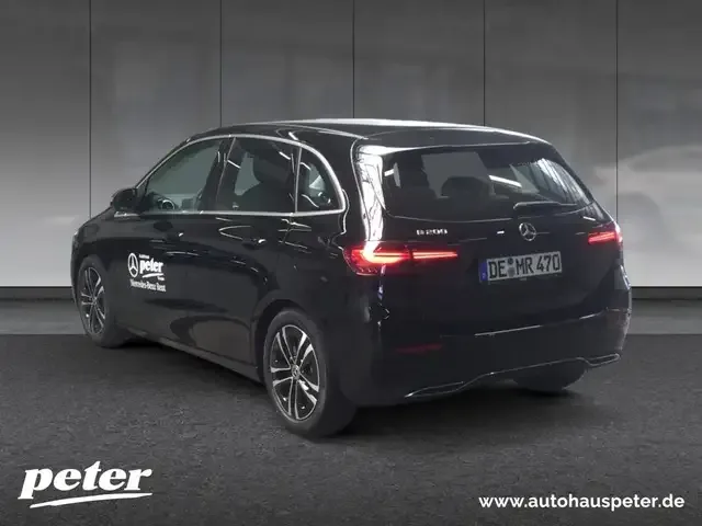 Mercedes-Benz B 200