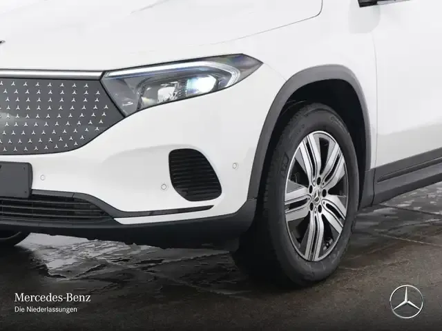 Mercedes-Benz EQA 300