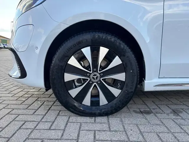 Mercedes-Benz EQV 300