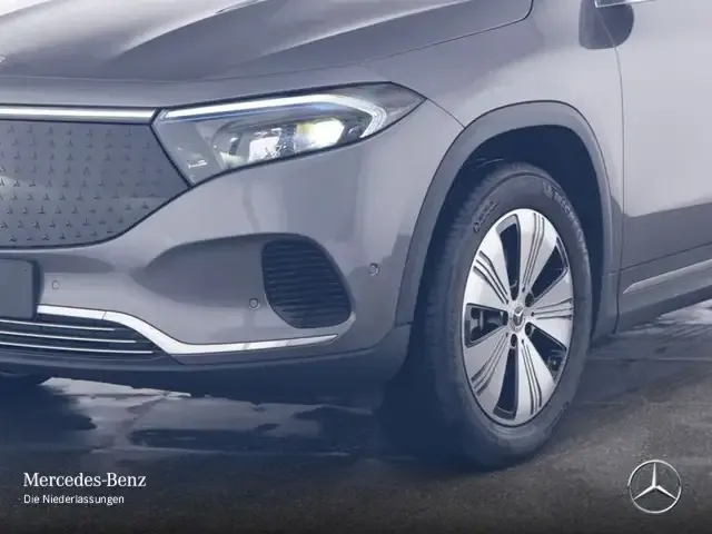 Mercedes-Benz EQA 300