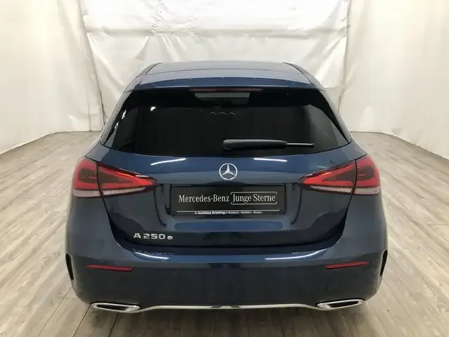 Mercedes-Benz A 250