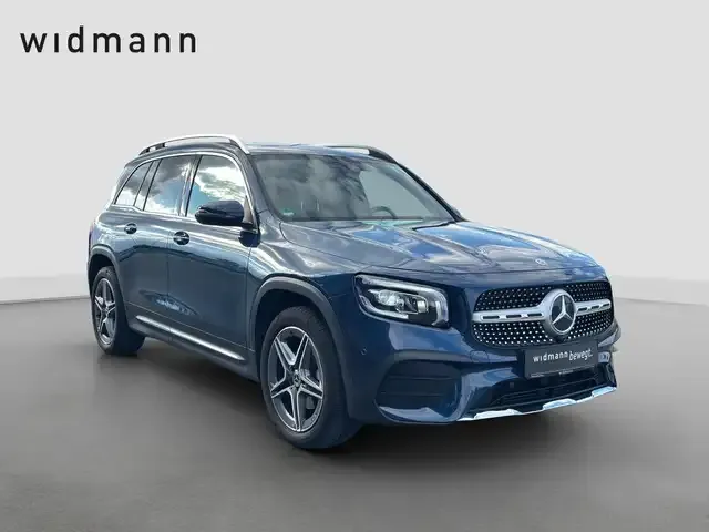 Mercedes-Benz GLB 200