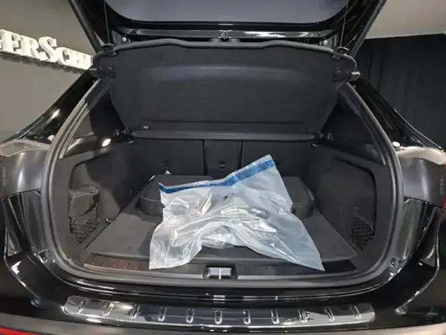 Mercedes-Benz EQA 350