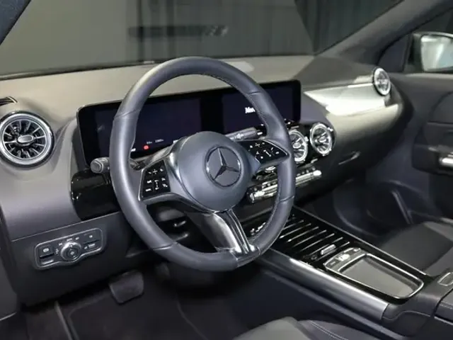 Mercedes-Benz EQA 350