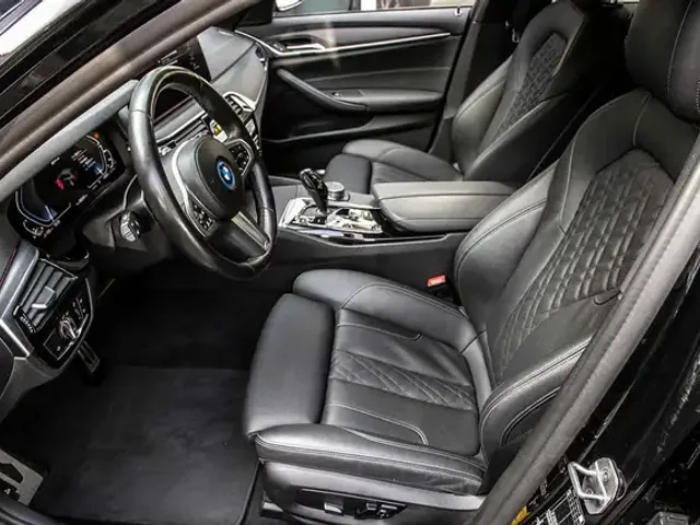 BMW 530