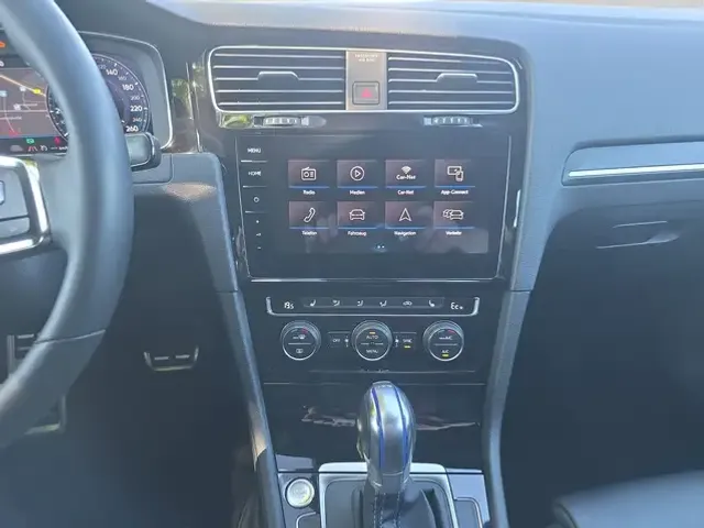 Volkswagen Golf GTE