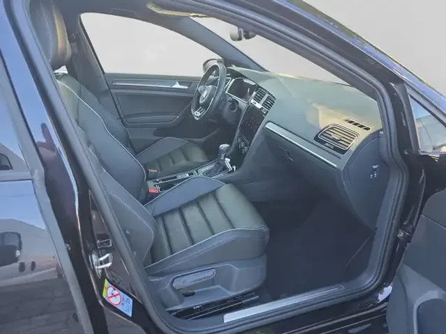 Volkswagen Golf GTE