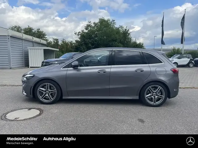 Mercedes-Benz B 250