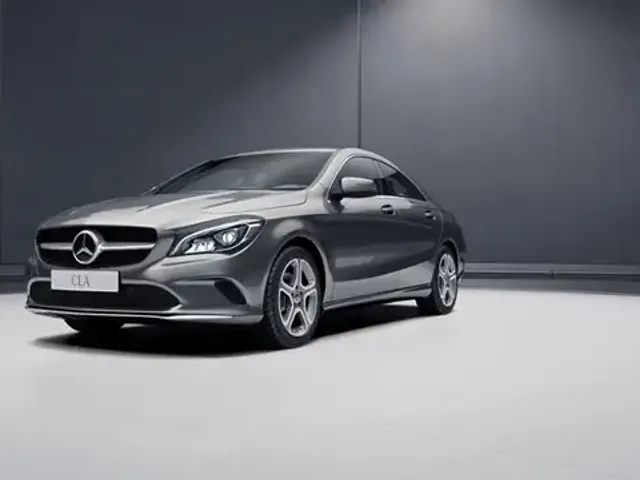 Mercedes-Benz CLA 200