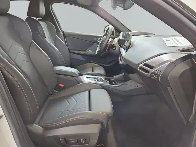 BMW 235