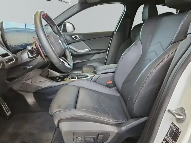 BMW 235