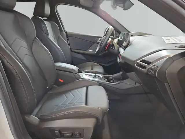 BMW 235