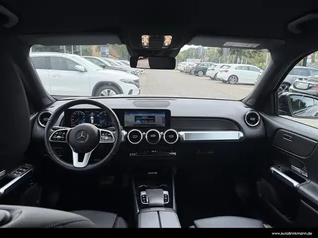 Mercedes-Benz GLB 200