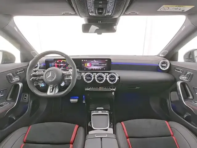 Mercedes-Benz CLA 45 AMG