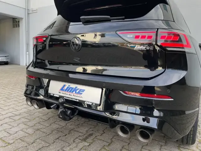 Volkswagen Golf R