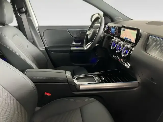 Mercedes-Benz GLA 180
