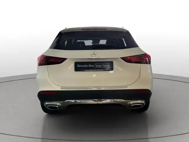 Mercedes-Benz GLA 180
