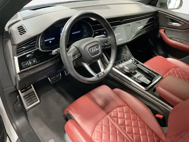 Audi SQ8