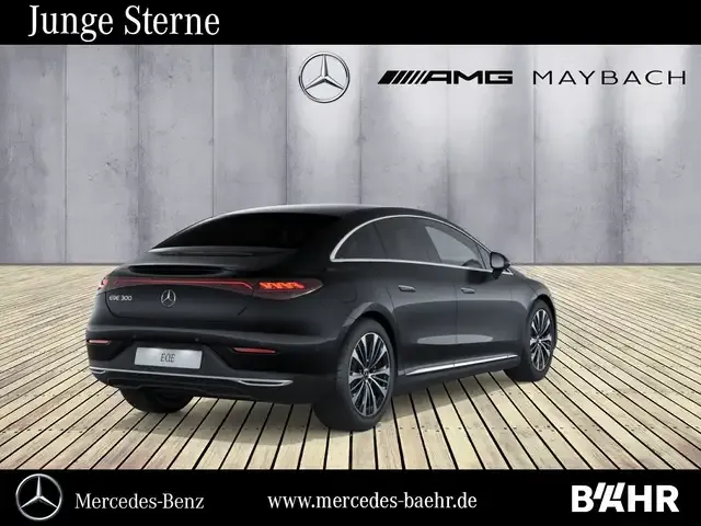 Mercedes-Benz EQE 300