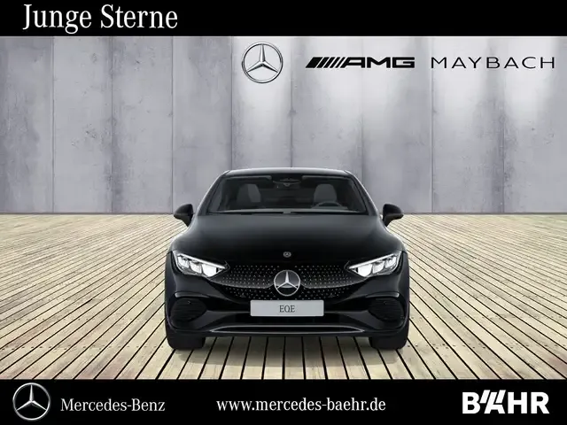 Mercedes-Benz EQE 300