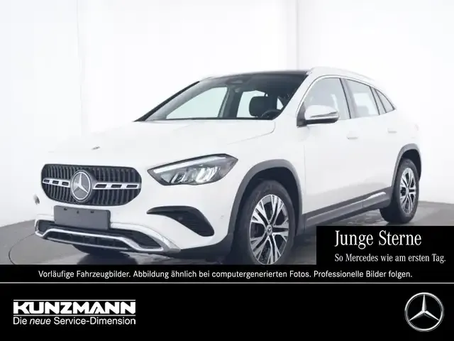 Mercedes-Benz GLA 220