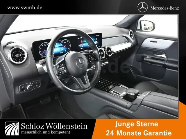 Mercedes-Benz GLB 200