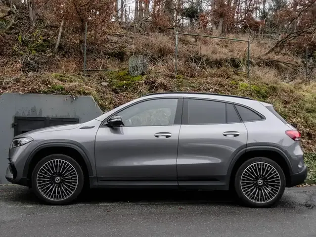 Mercedes-Benz EQA 250