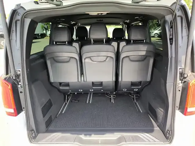 Mercedes-Benz V 250