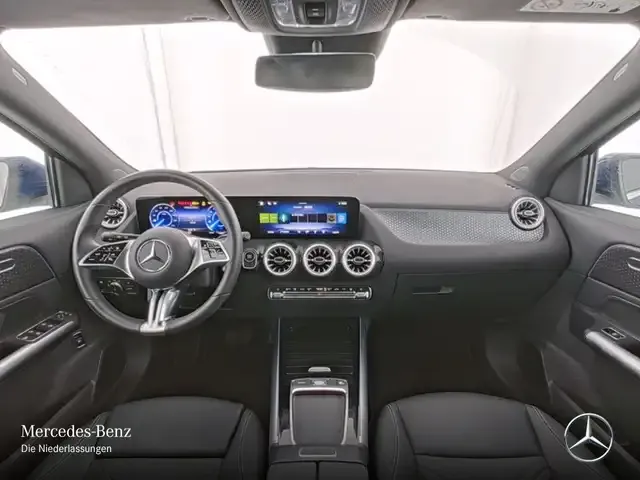 Mercedes-Benz EQA 300
