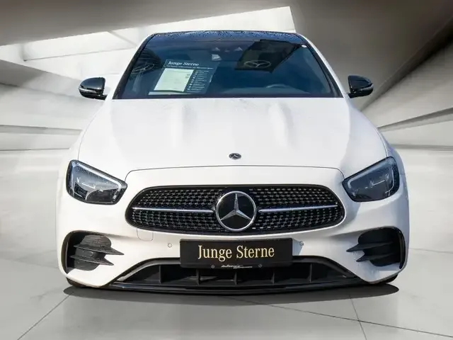 Mercedes-Benz E 300