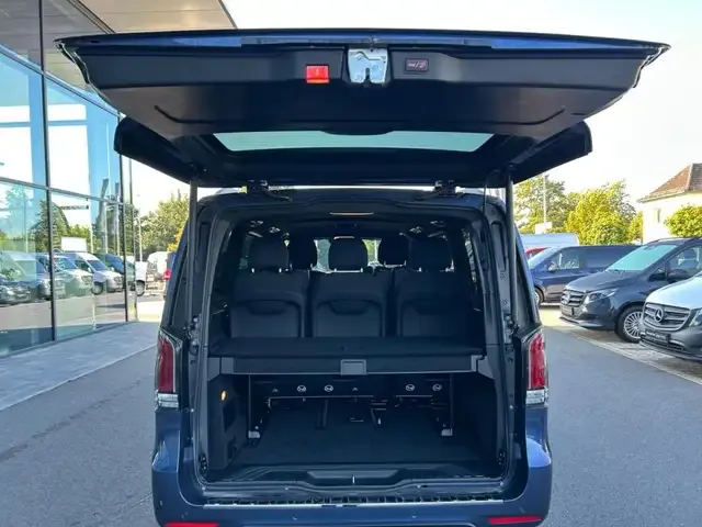 Mercedes-Benz EQV 300