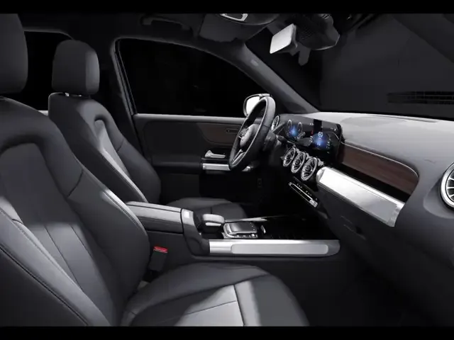Mercedes-Benz EQB 250