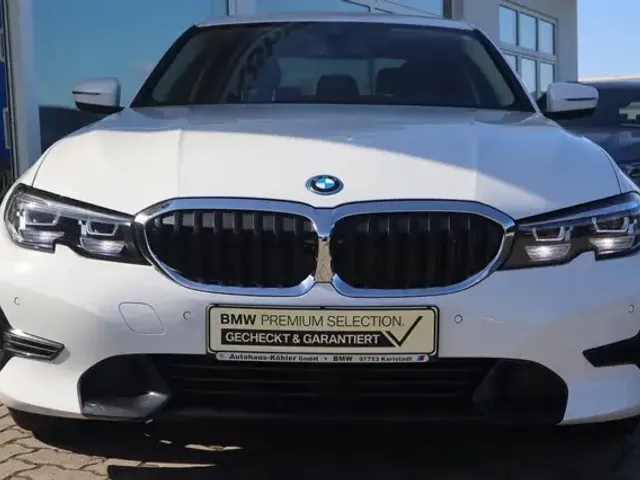 BMW 320