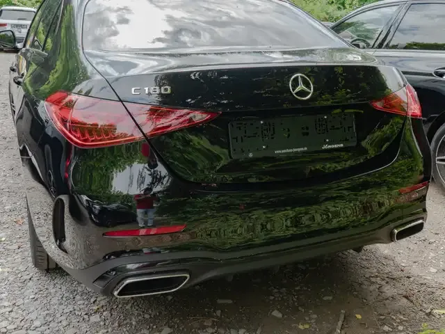 Mercedes-Benz C 180