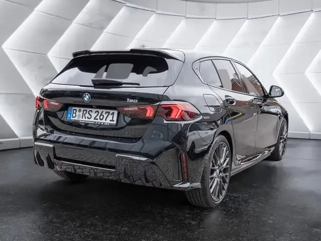 BMW 120