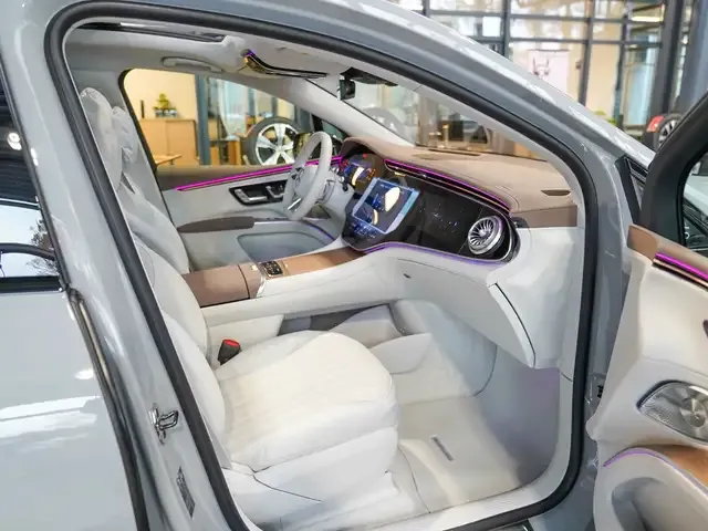 Mercedes-Benz EQS SUV