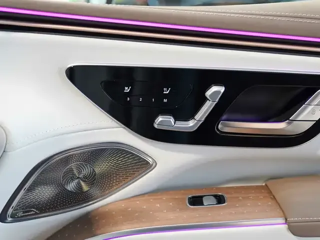 Mercedes-Benz EQS SUV